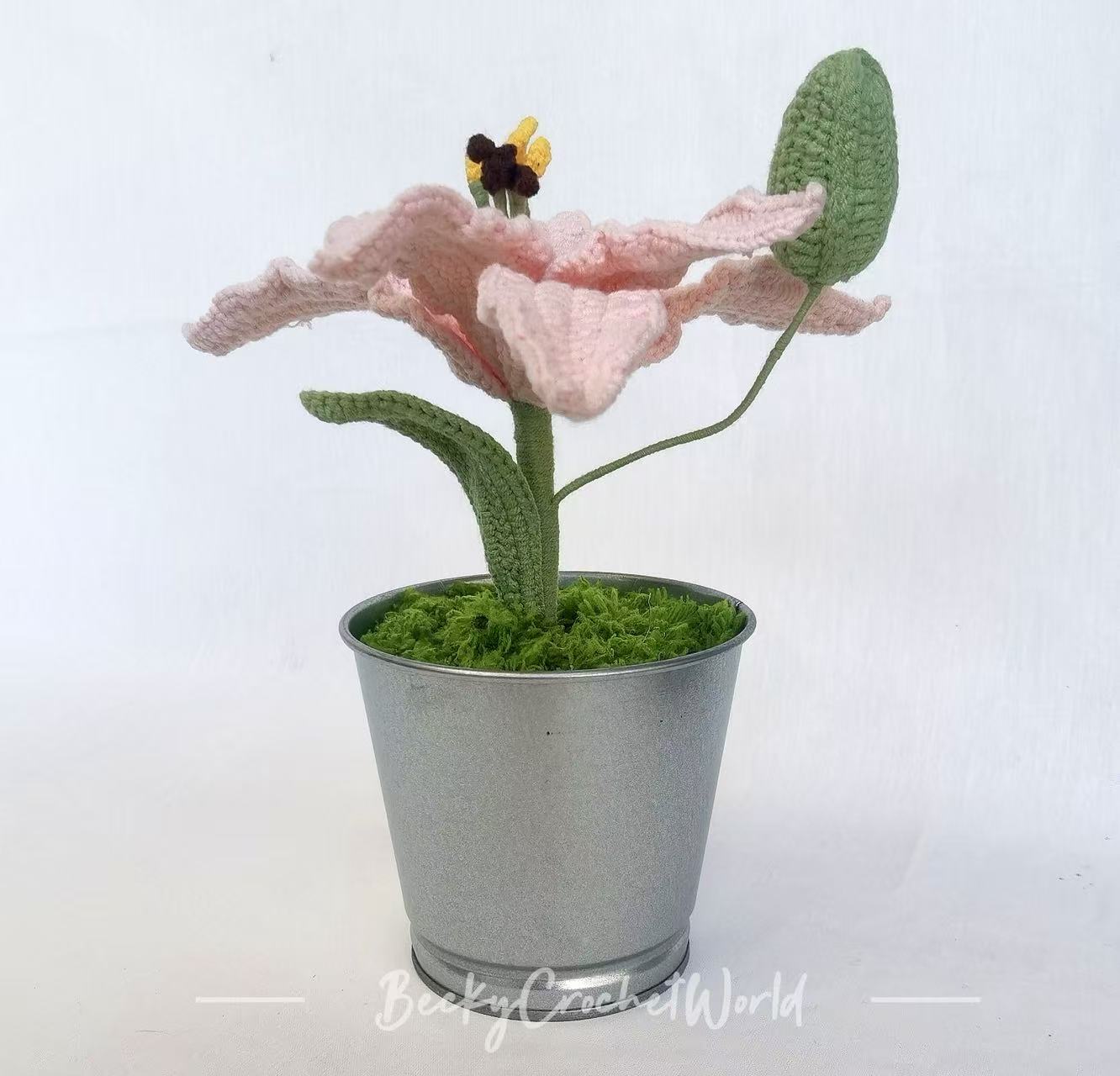 Pink - Lily flower pot