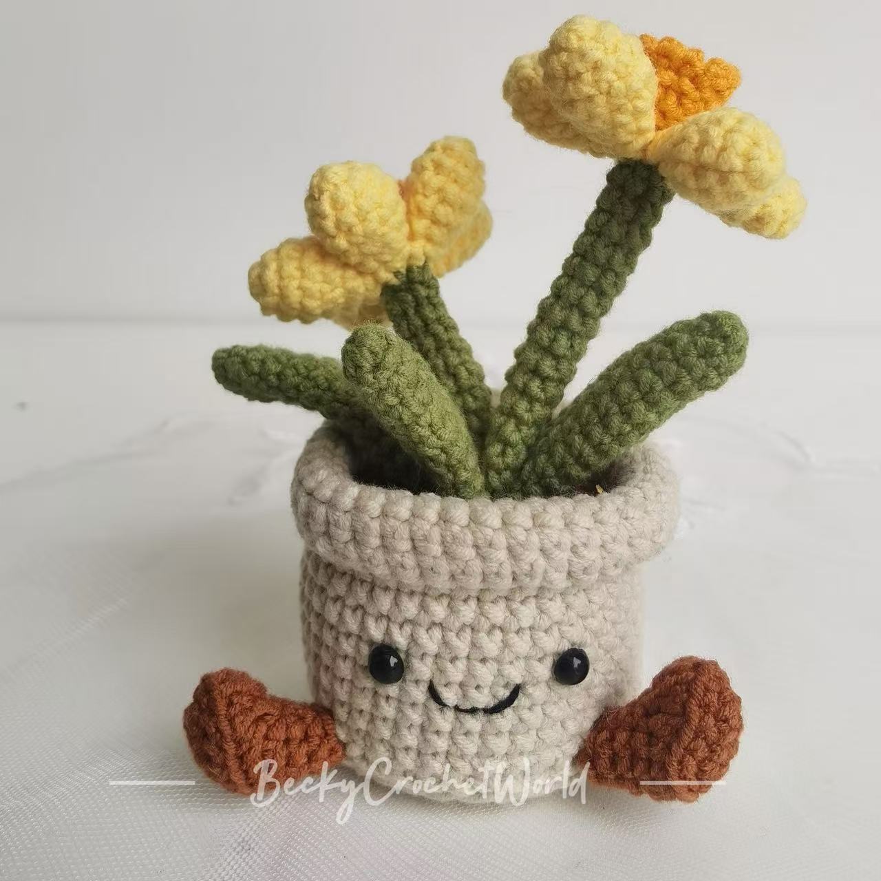 Daffodil Pot