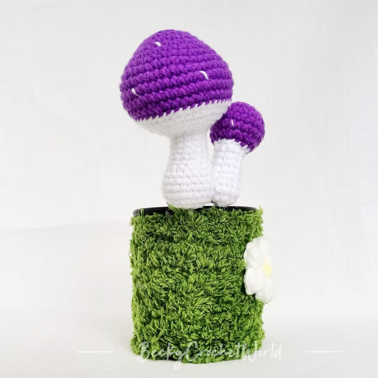 Penholder purple mushroom