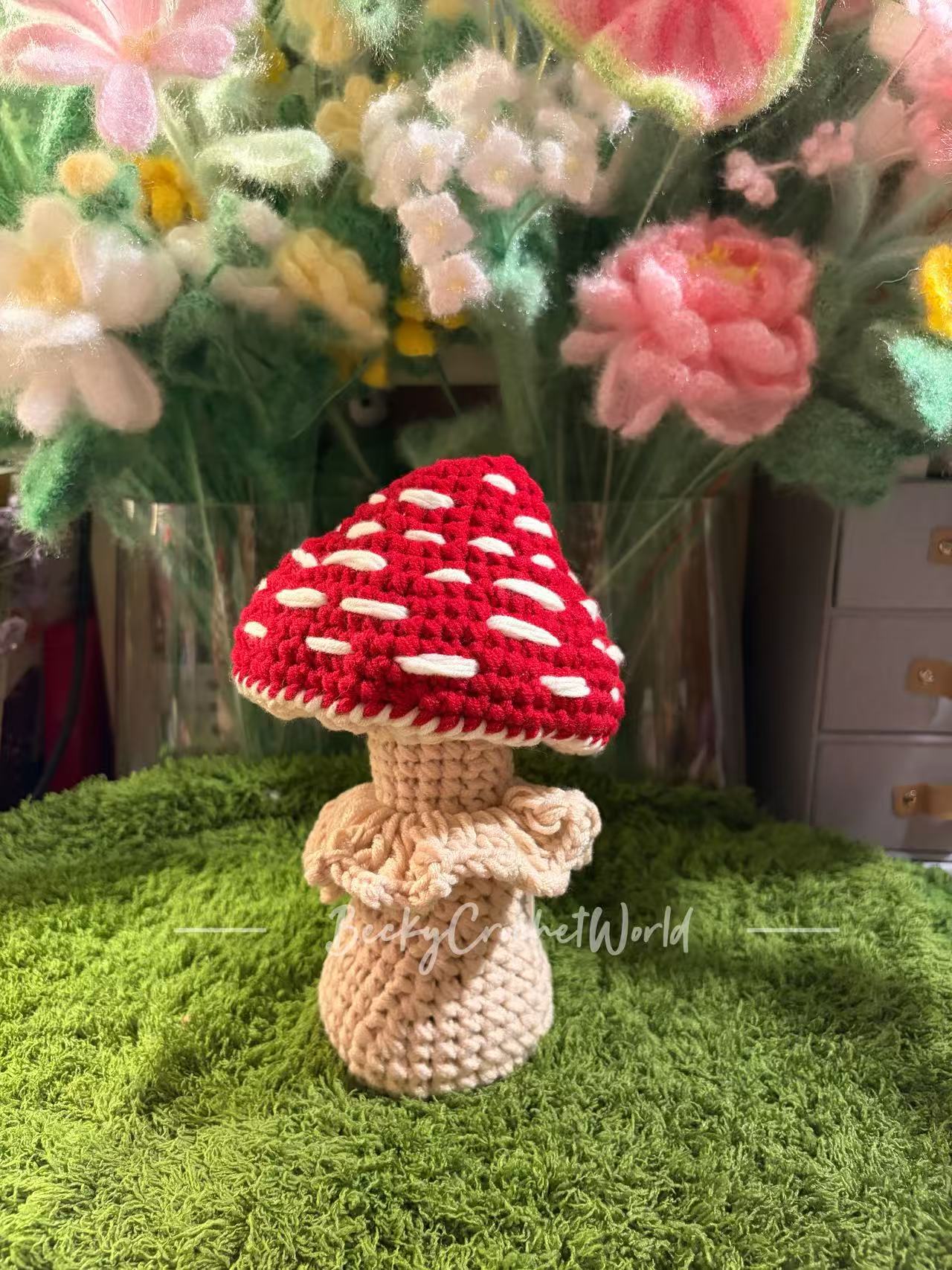 Mushroom in light grey 8 plies