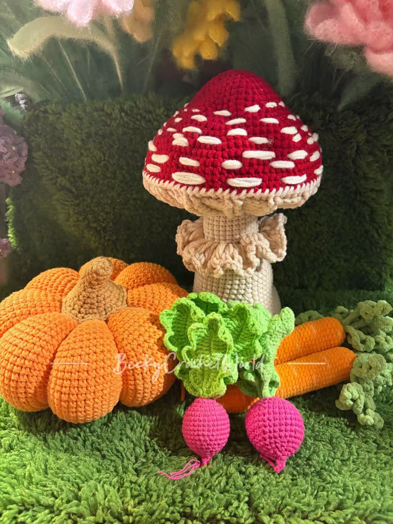 Pumpkin M, Mushroom, Carrots and Radishes