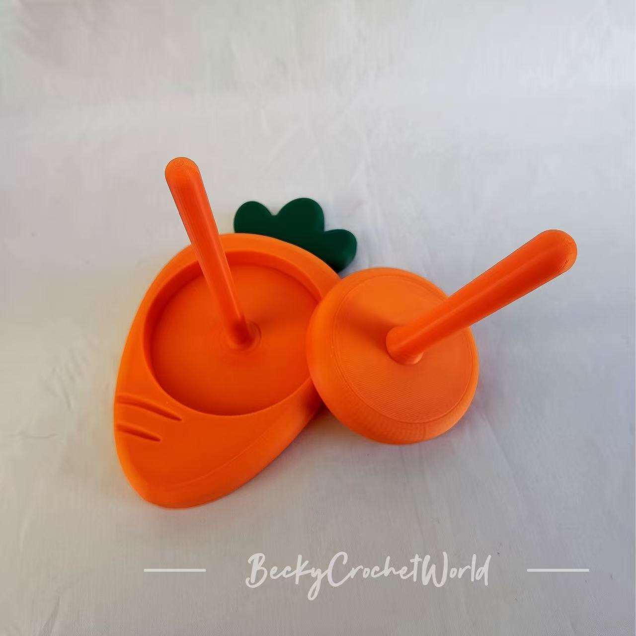 Yarn Spindle Holder - Carrot