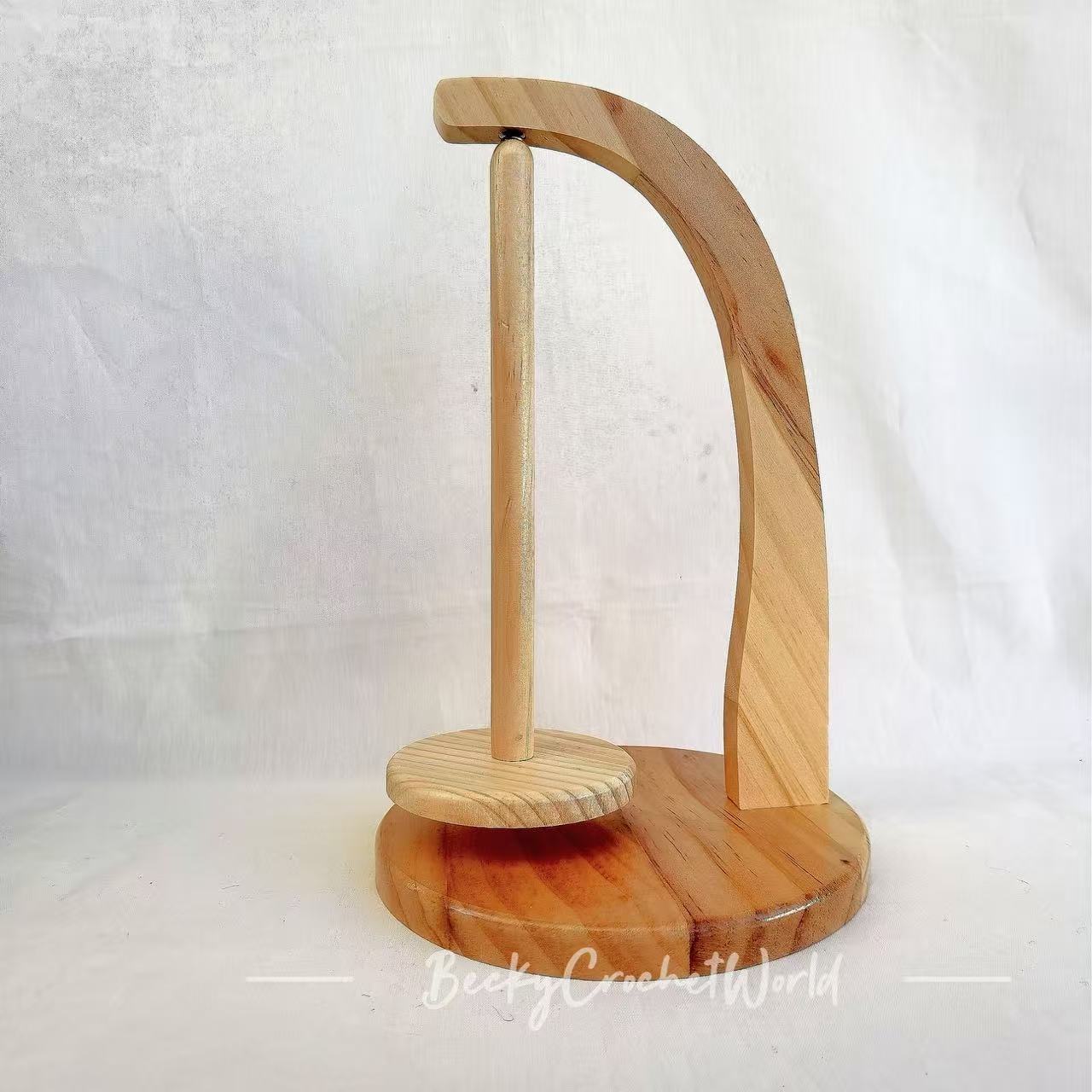 Wooden Yarn Ball Holder - Light Color Circle Curved