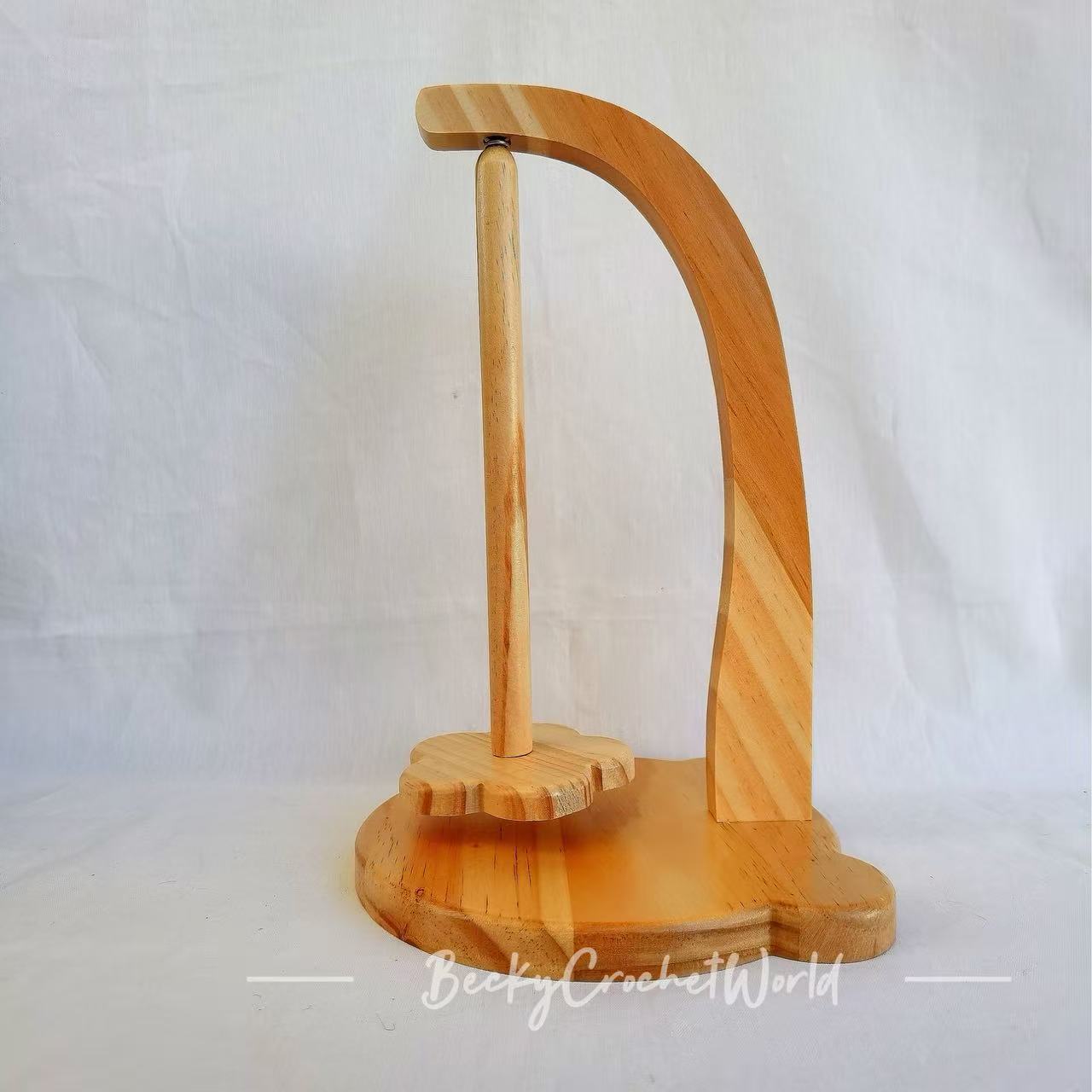 Wooden Yarn Ball Holder - Light Color Bear Curved