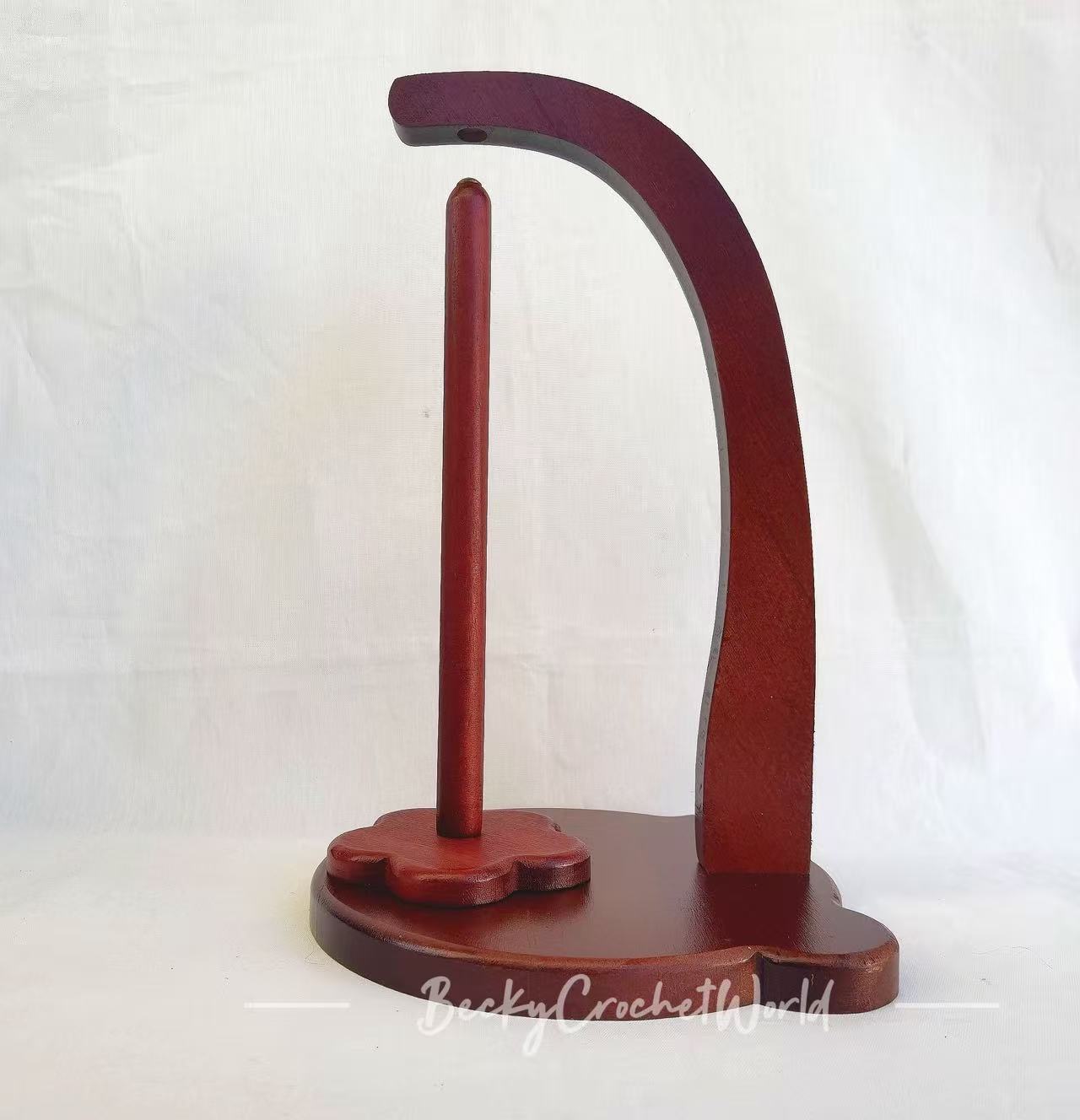 Wooden Yarn Ball Holder - Dark Color Bear Curved