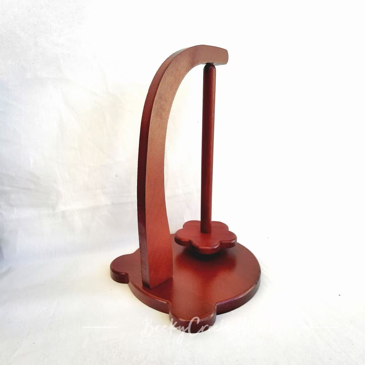 Wooden Yarn Ball Holder - Dark Color Bear Curved
