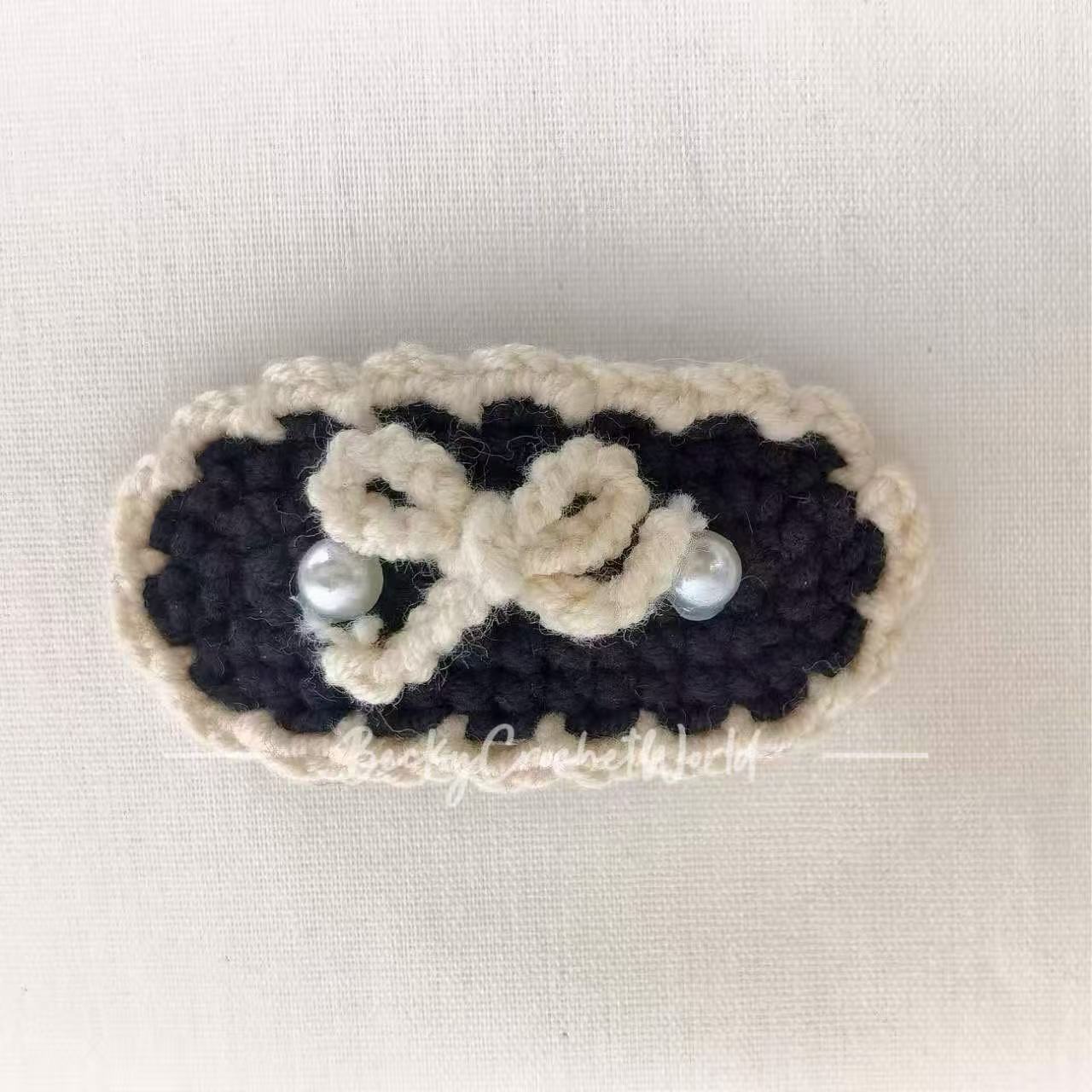 Hairclip 82