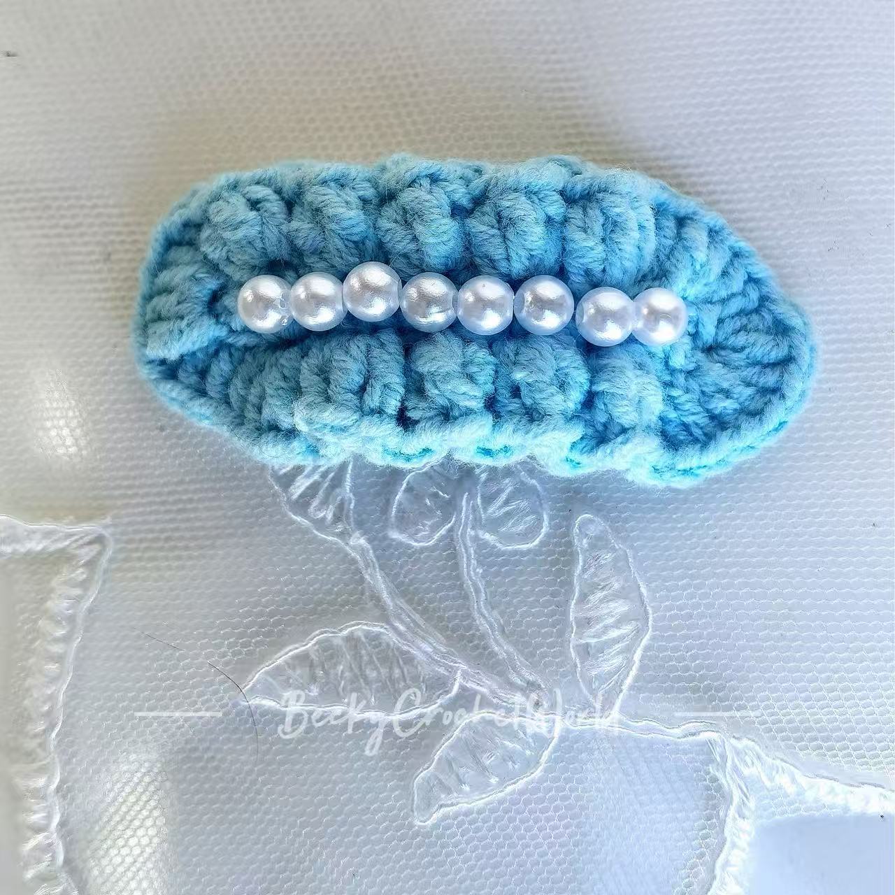 Hairclip 37