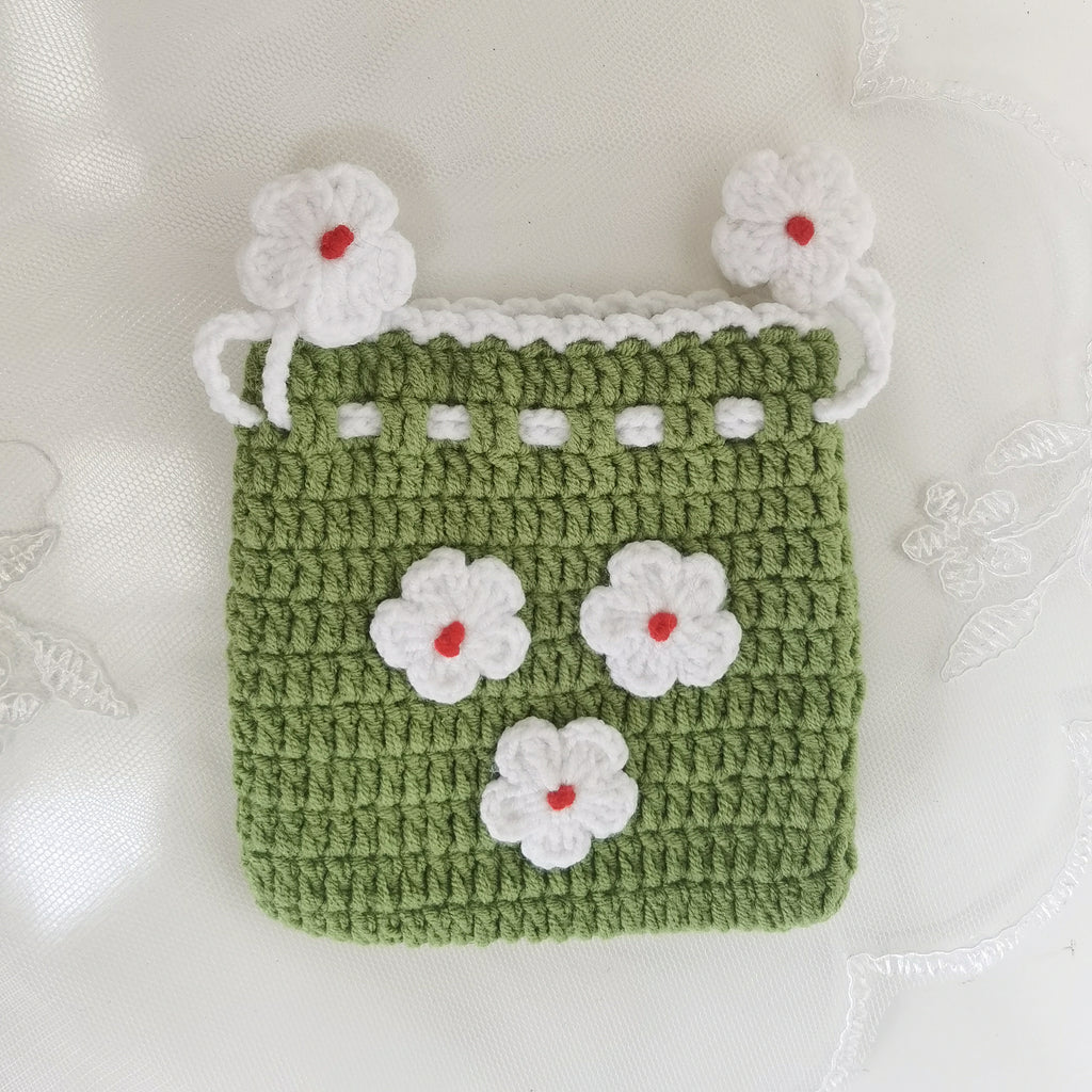 Mini White Flower String Purse