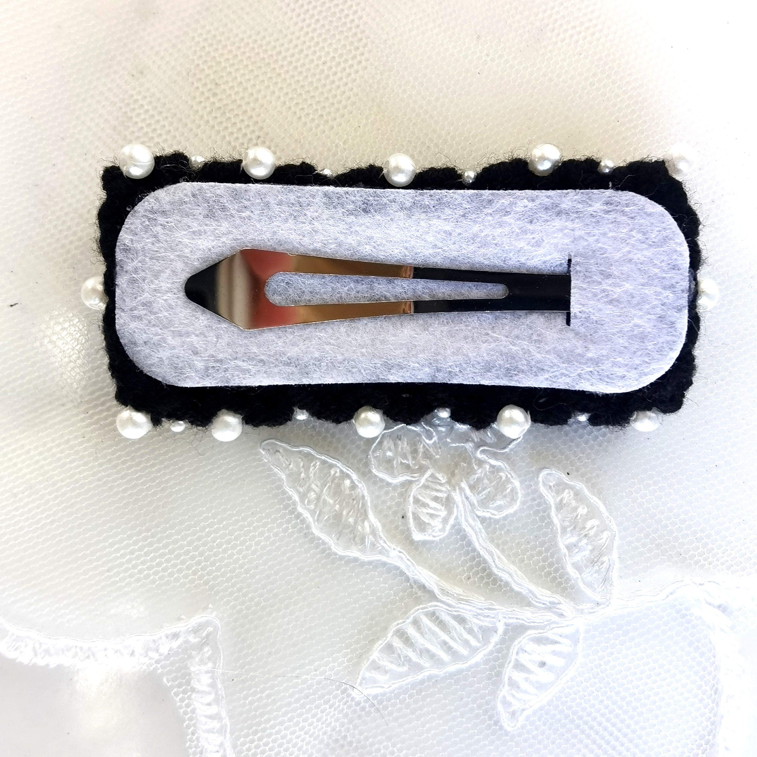 Hairclip 49