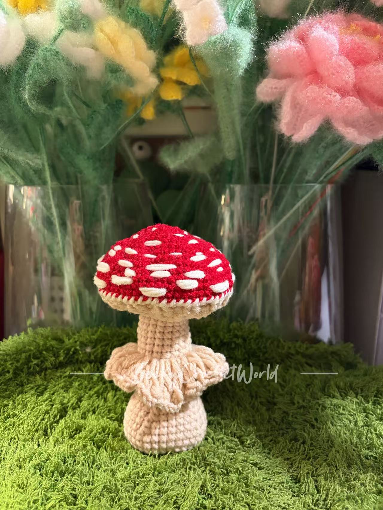 Mushroom in light grey 4plies