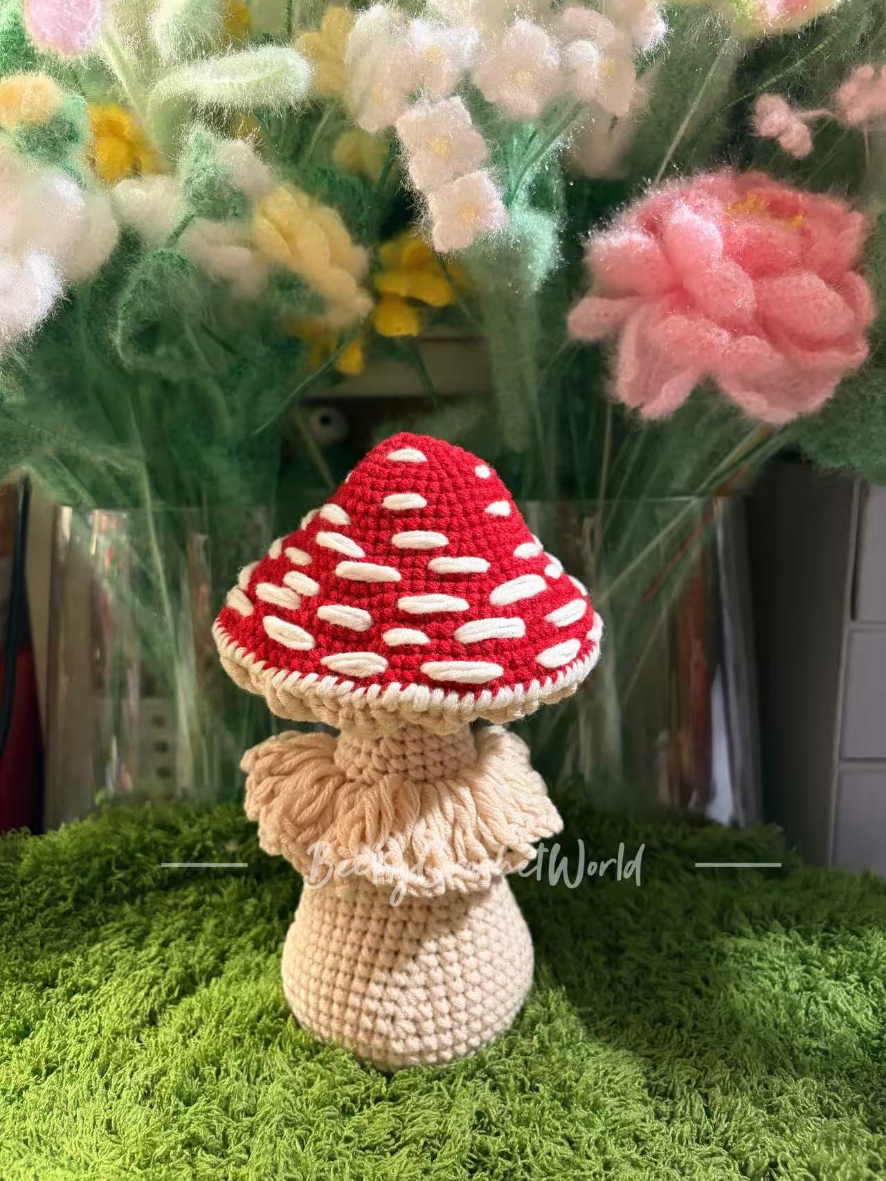 Mushroom in light grey 4plies